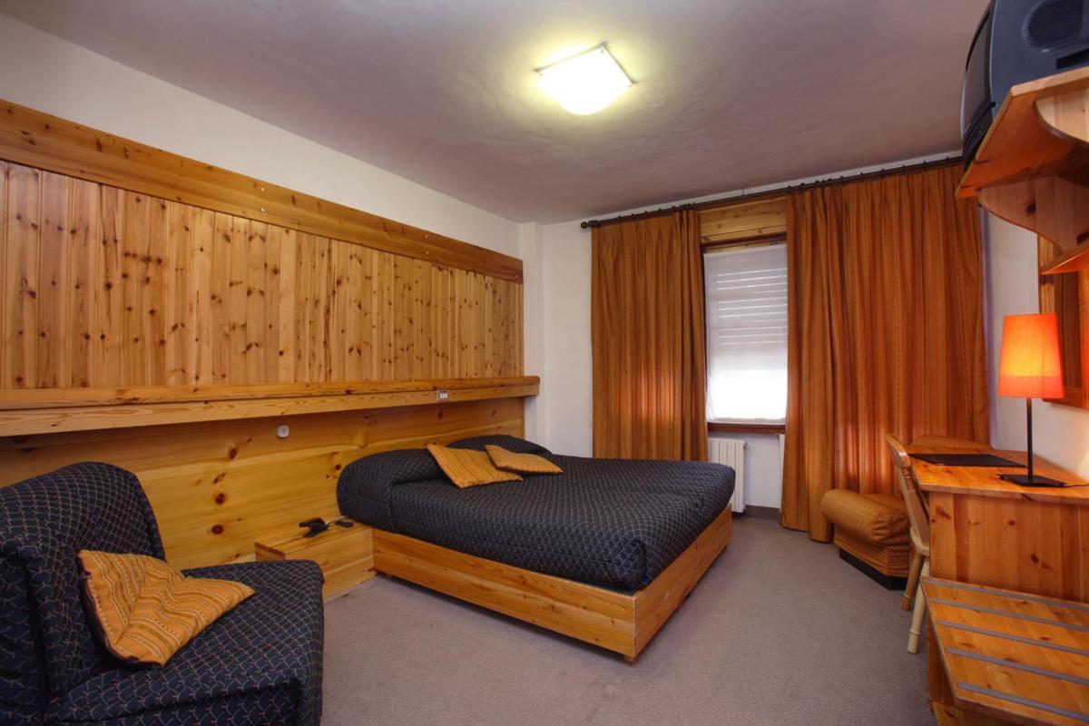Hotel Splendid Sauze D'Oulx Bilik gambar