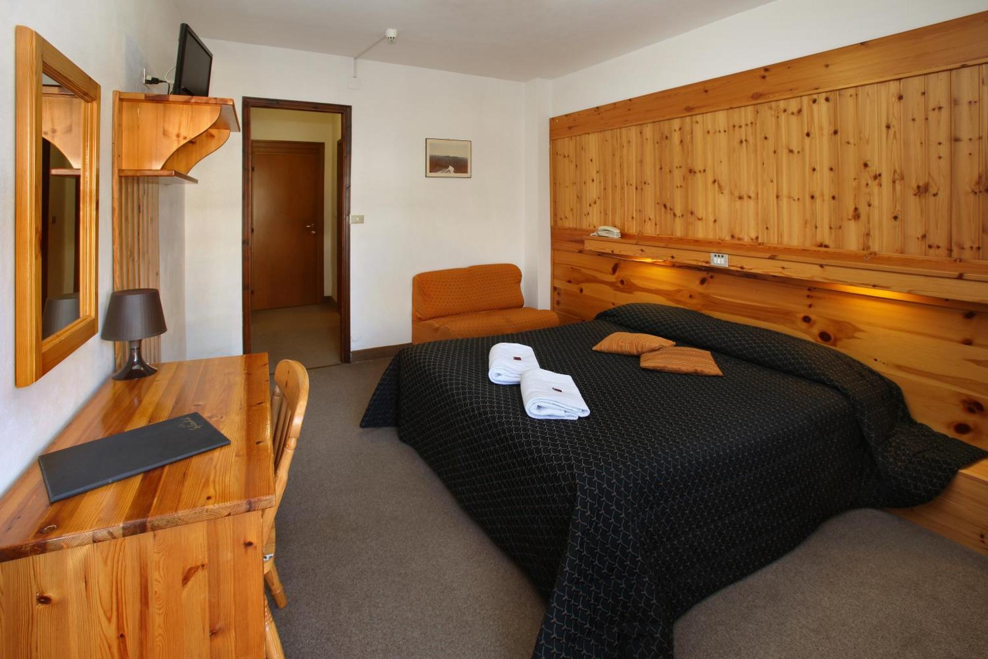Hotel Splendid Sauze D'Oulx Bilik gambar